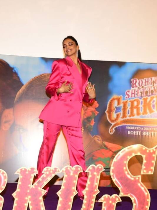 Deepika Padukone stuns in a pant suit at Cirkus song Current Laga Re launch