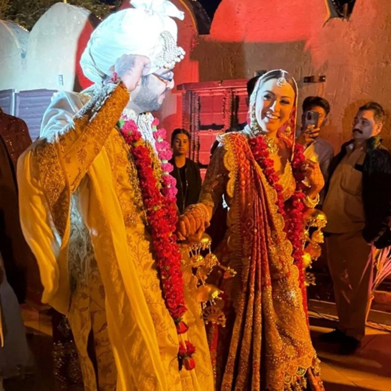 Hansika Motwani, Sohael Kathuriya tie the knot in Jaipur