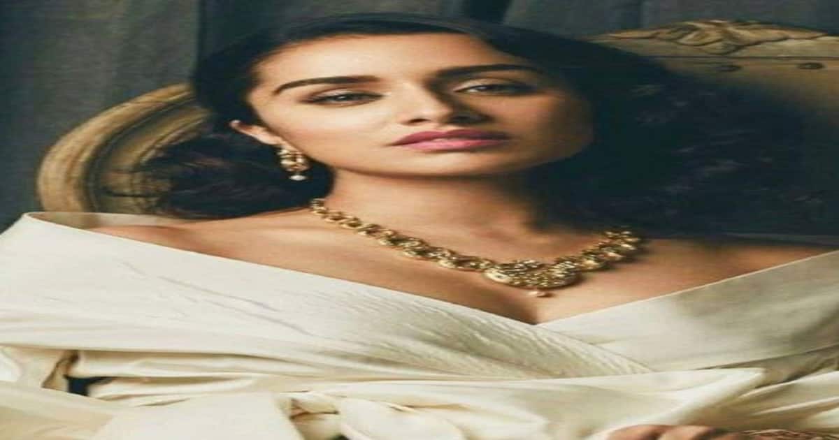 4 163 Shraddha Kapoor's jewelry assortment is all issues vintage