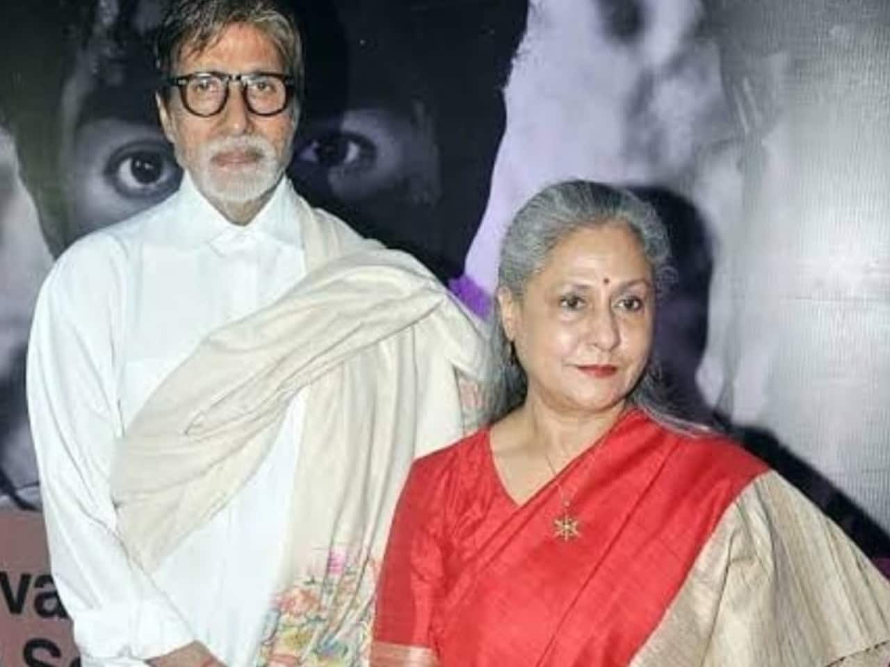 Amitabh Bachchan passes a stern look at Jaya Bachchan after she gets angry on paparazzi at the airport