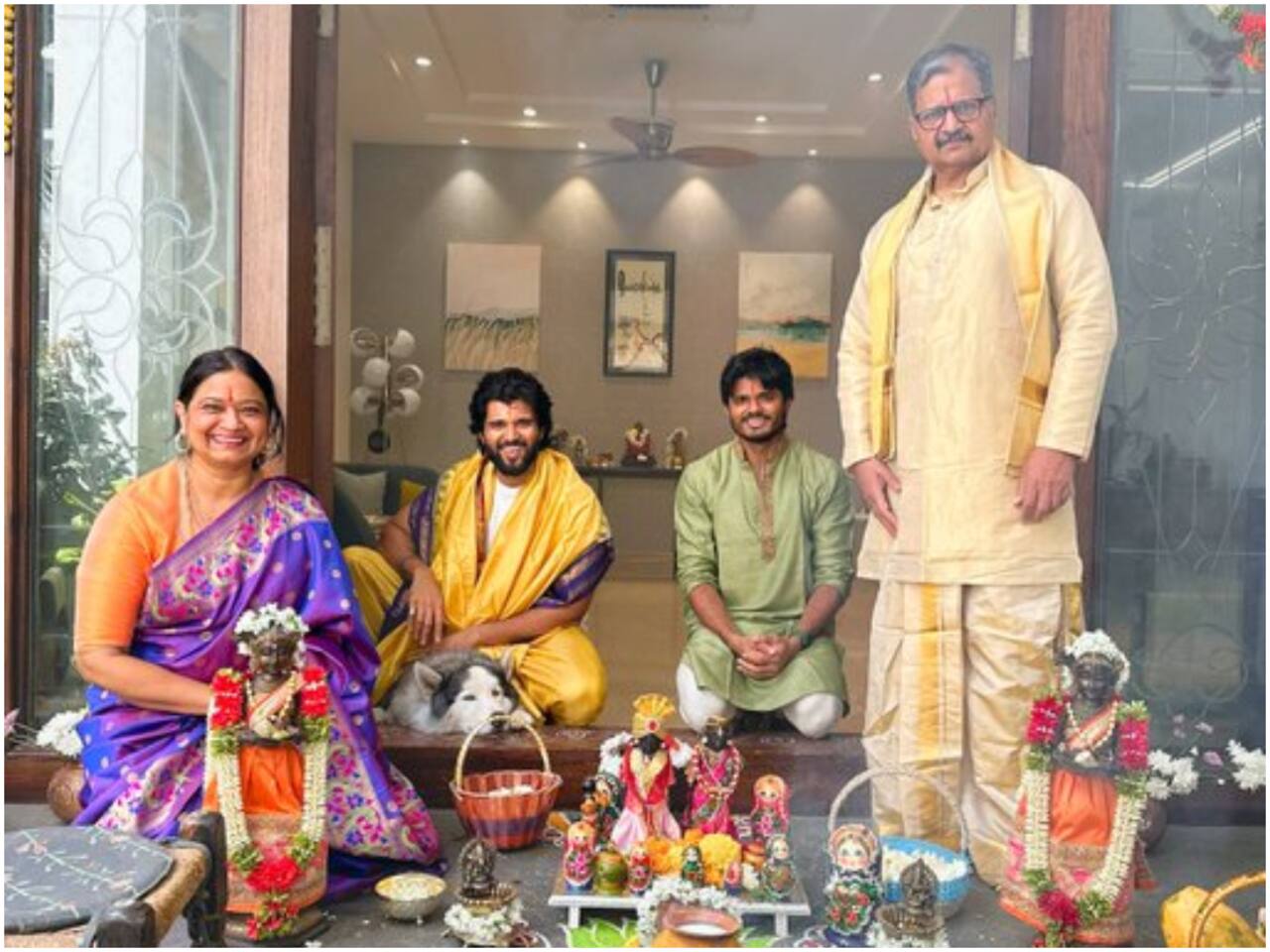 विजय देवरकोंडा ने परिवार के साथ मनाया पोंगल का त्योहार
