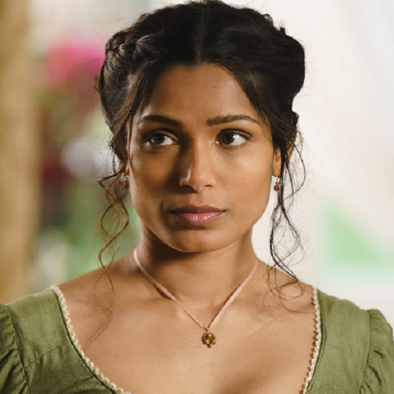 Freida Pinto