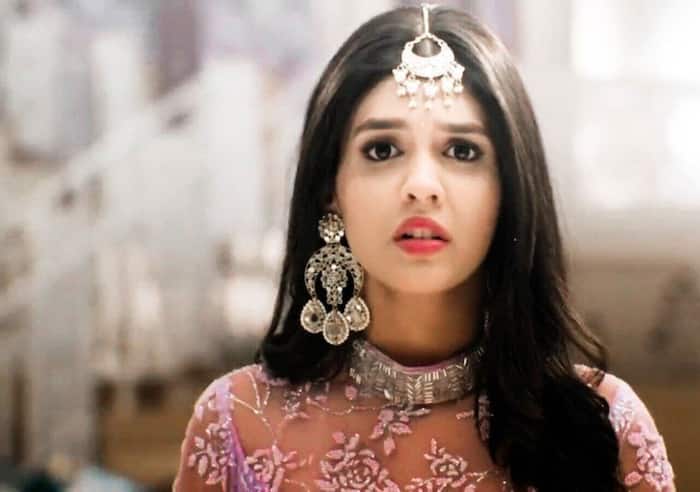 सई की तरह अक्षरा ने अभिमन्यु से छुपाया बच्चे का सच