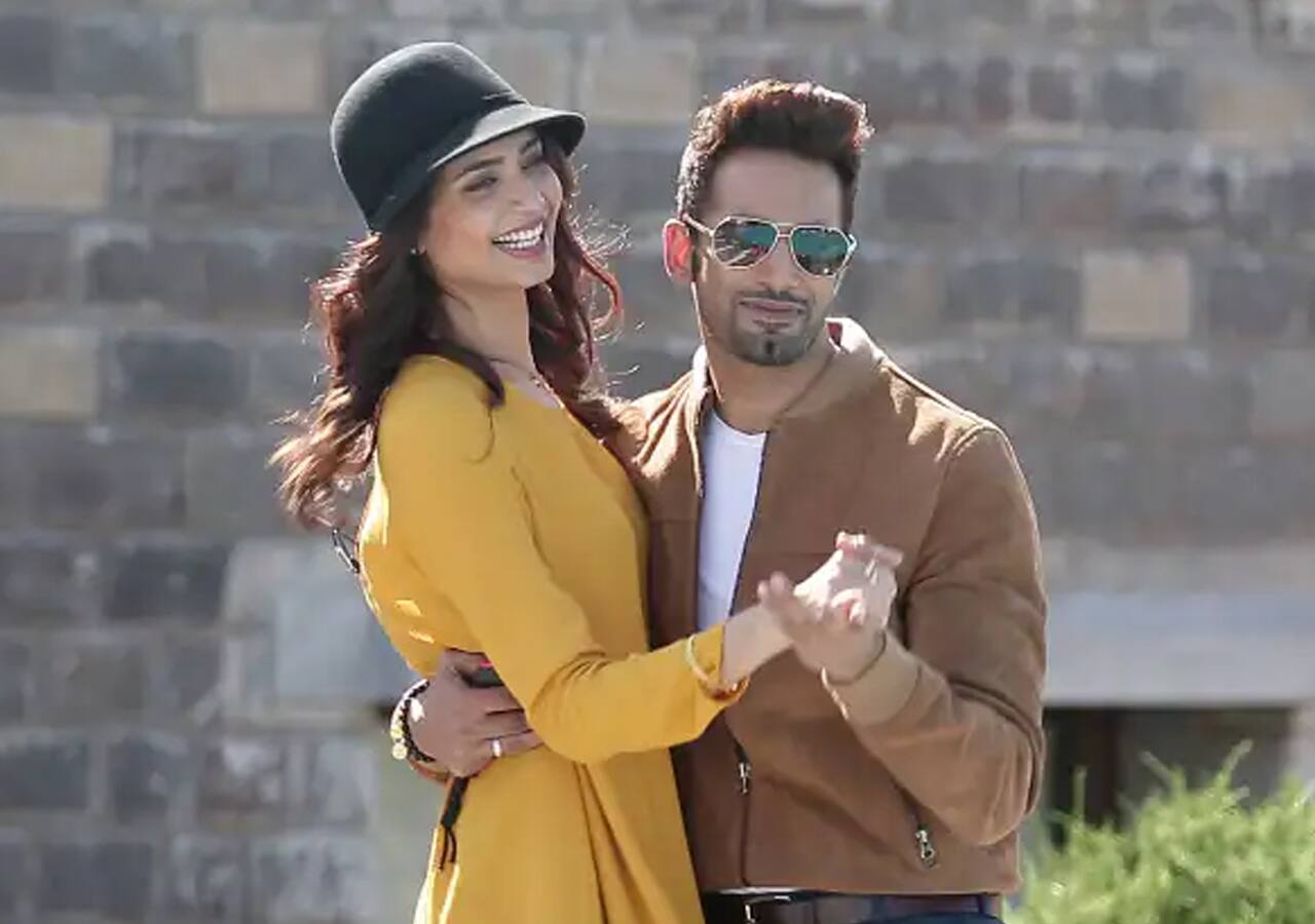 करिश्मा तन्ना-उपेन पटेल (Karishma Tanna-Upen Patel)