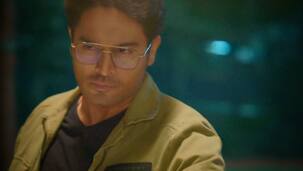 Anupamaa SHOCKING upcoming twists: Maya kisses Anuj; fans praise him for not giving in and continuing to be the 'adarsh guy'