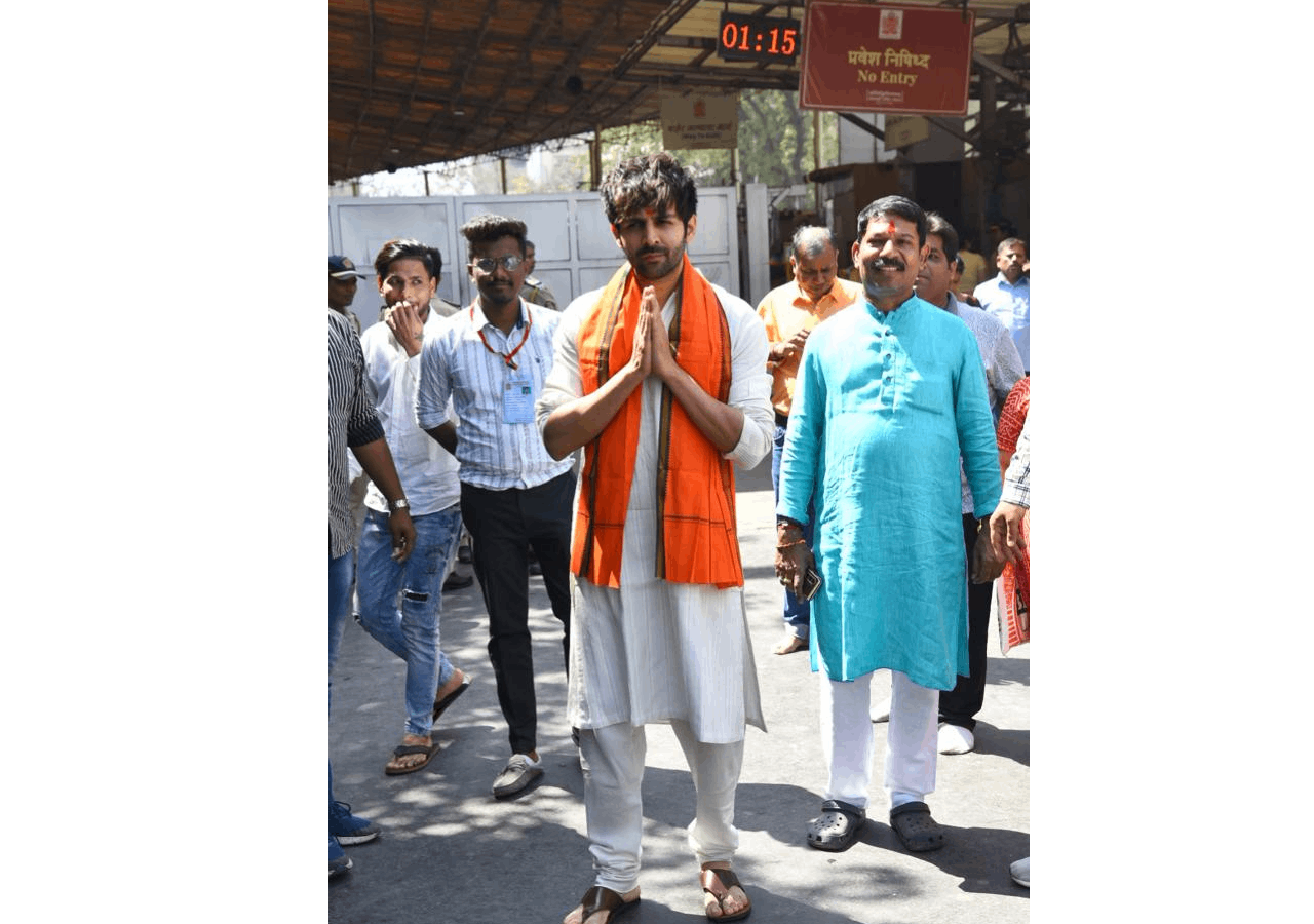 Shehzada Kartik Aaryan continues with the tradition; visits
