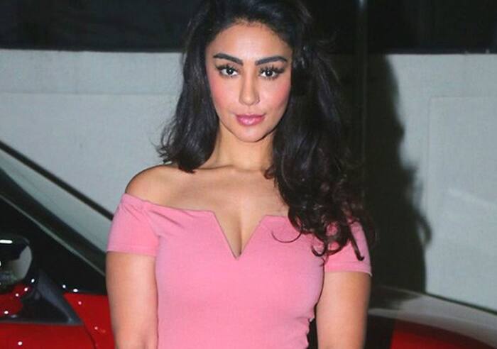 महक चहल (Mahek Chahal)