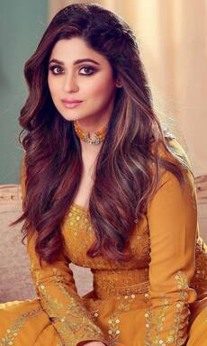 एक्ट्रेस ही नहीं बिजनेसवुमन भी हैं शमिता शेट्टी