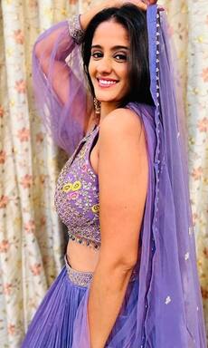 आयशा सिंह की लेटेस्ट फोटोज ने हिलाया इंटरनेट