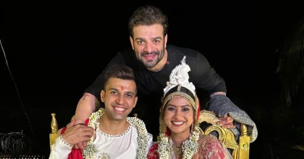 Yeh Hai Mohabbatein actress Krishna Mukherjee and Chirag Batliwalla's sunset wedding is all about smiles and seas [View Pics]