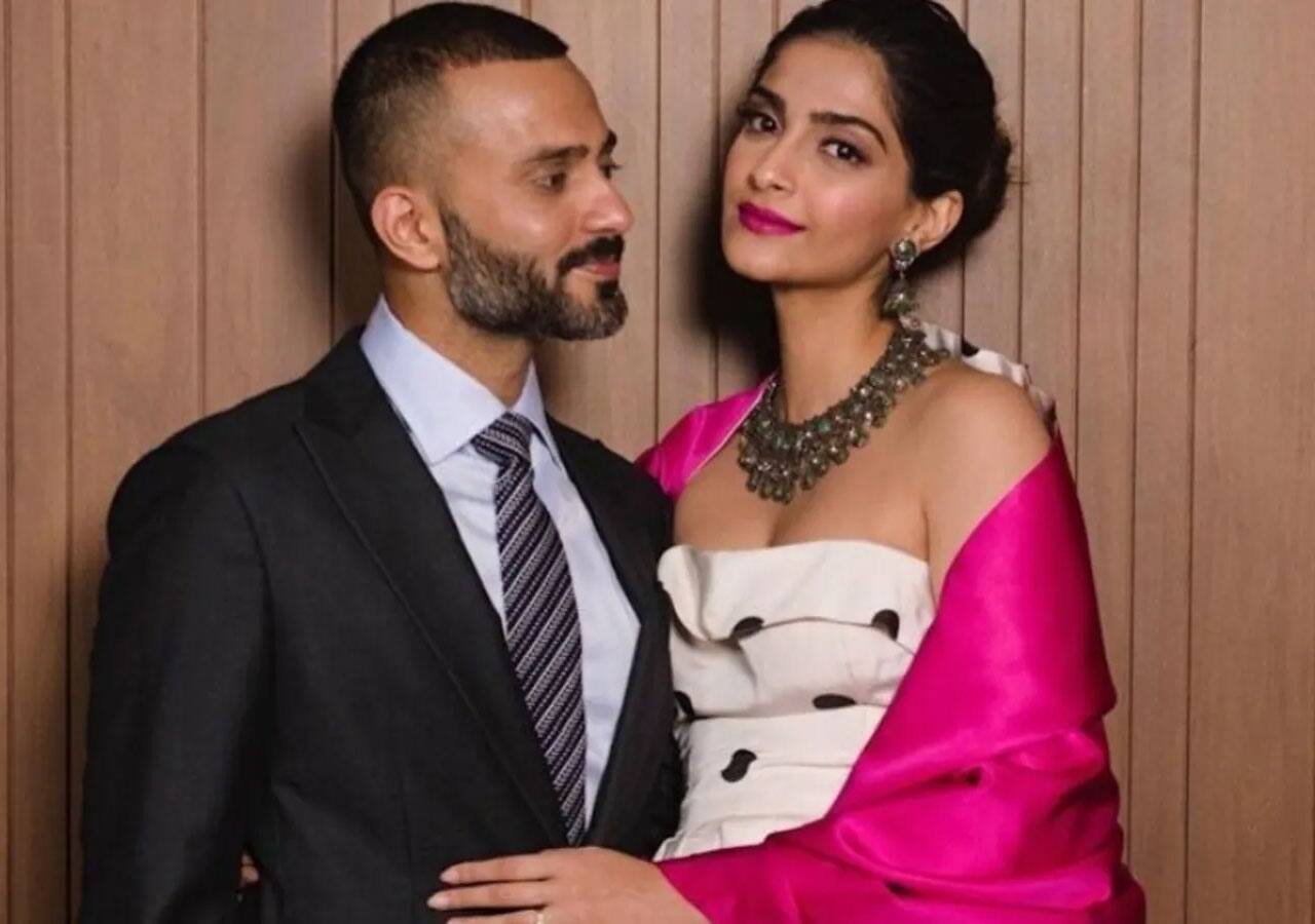 Sonam Kapoor and Anand Ahuja cannot stop showering love on each other online too