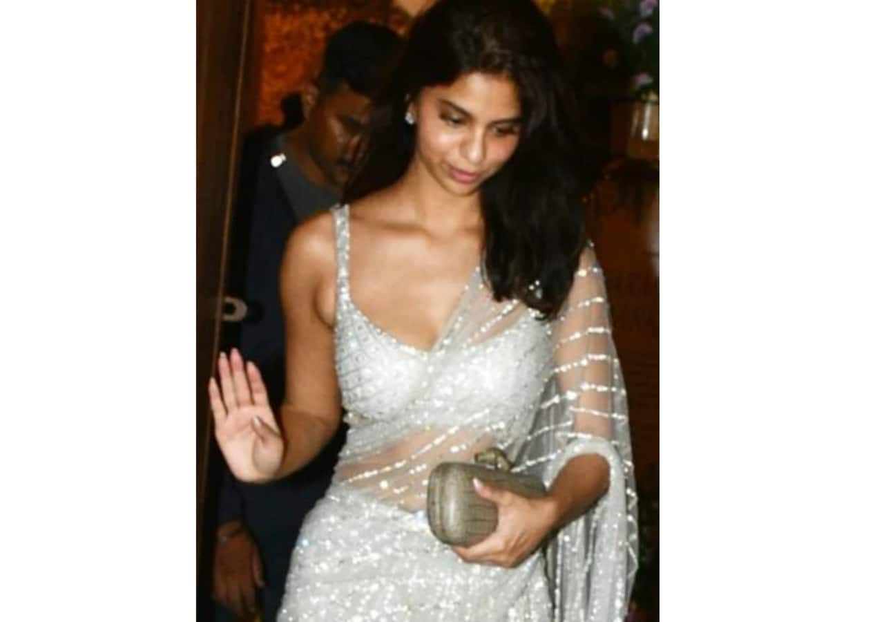 सुहाना ने दिए किलर पोज | मां गौरी खान की साड़ी में बला सी खूबसूरत लगीं सुहाना  खान! फोटोज देख लोगों ने कहा, "कतई जहर" Photogallery at BollywoodLife.com