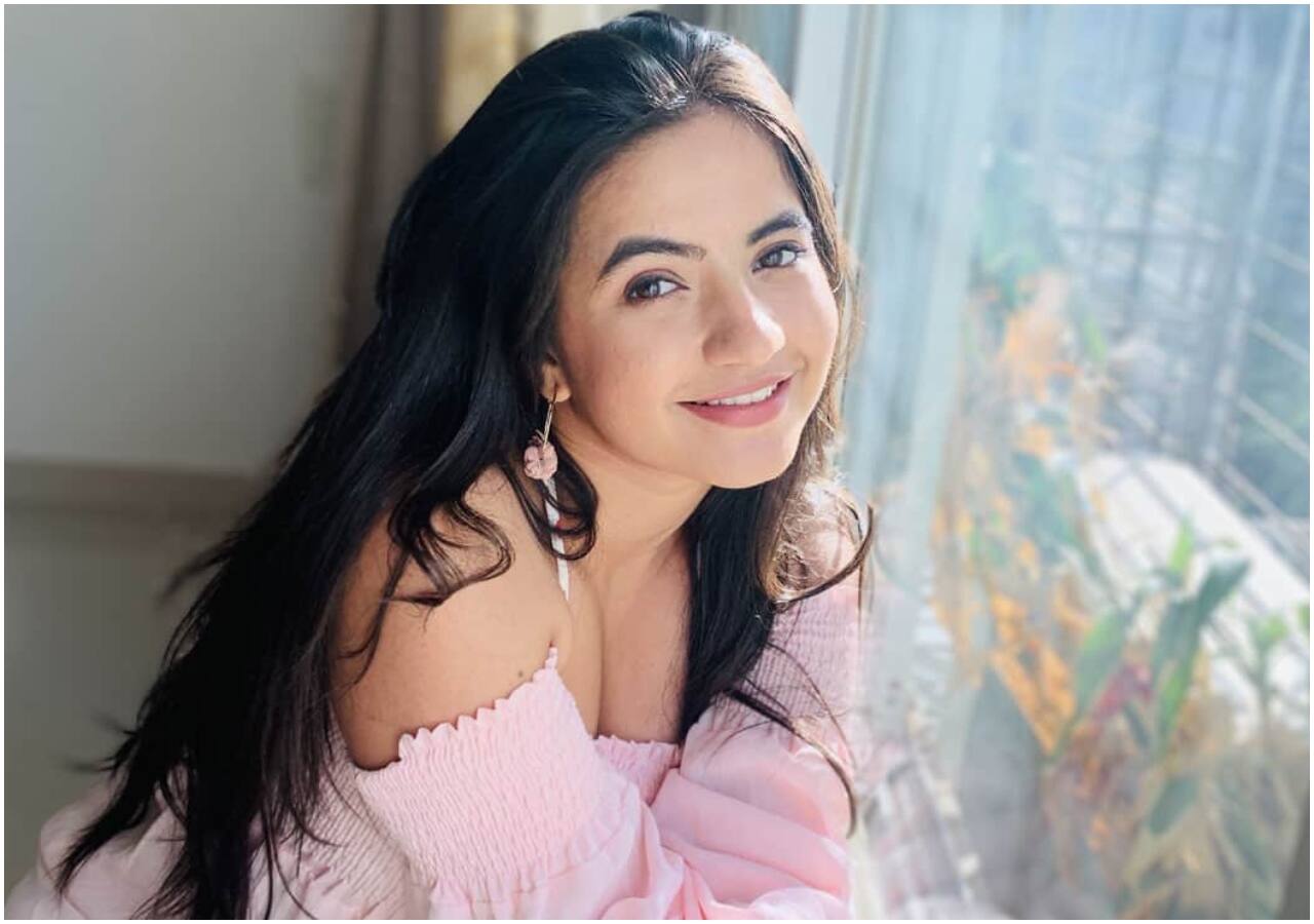 मीरा देवस्थले (Meera Deosthale)