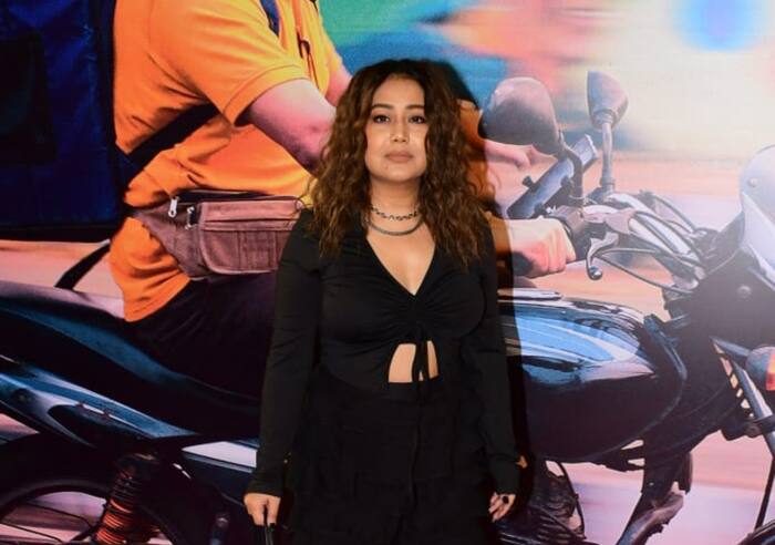 नेहा कक्कड़ का लुक हुआ वायरल