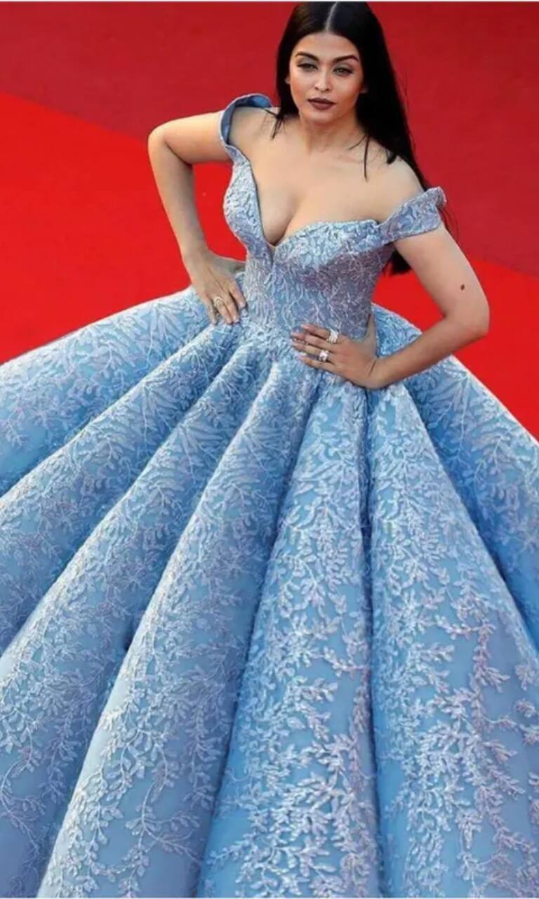 Aishwarya Rai's Michael Cinco Butterfly Dress at Cannes Took 3,000 Hours To  Make | Harper's Bazaar Arabia