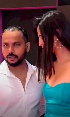 जब फैंस ने की सितारों के साथ बदतमीजी