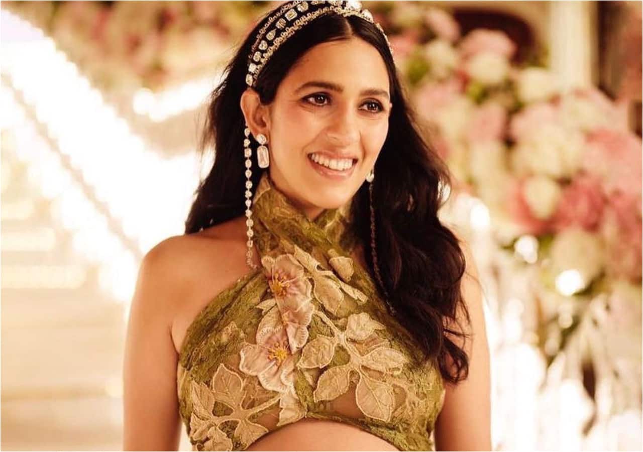 Dulha Raghav Chadha's Ivory Wedding Sherwani Makes Netizens Scream 'Ranbir  Kapoor Ki Copy