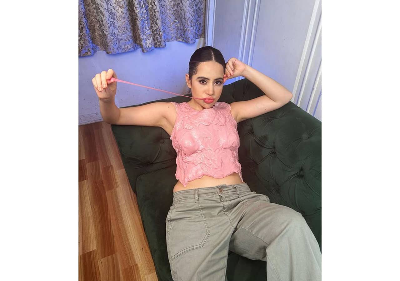 Urfi Javed flaunts her bubble gum top, and netizens disapprove.
