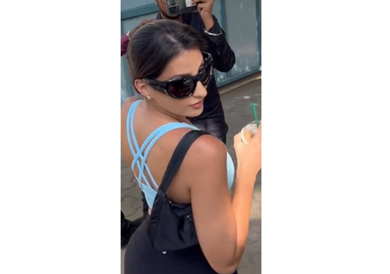 Nora Fatehi flaunts her sexy back, and we can't even