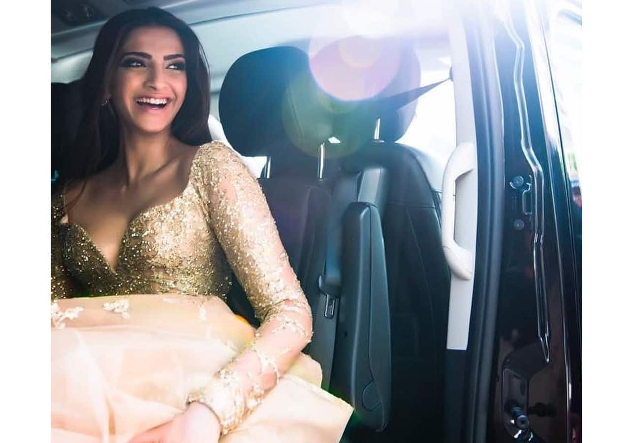 sonam kapoor sari 2023