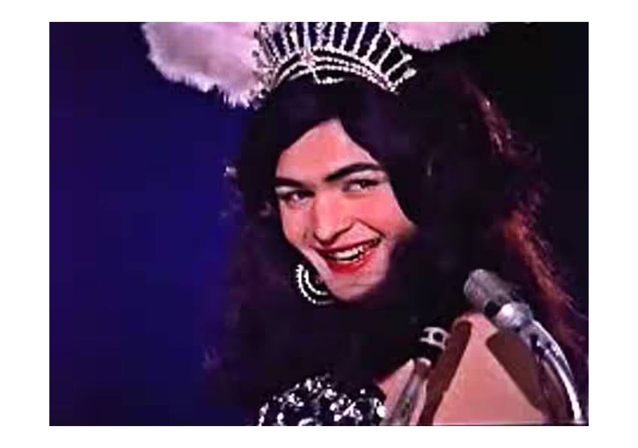 Rishi Kapoor in Rafoo Chakkar