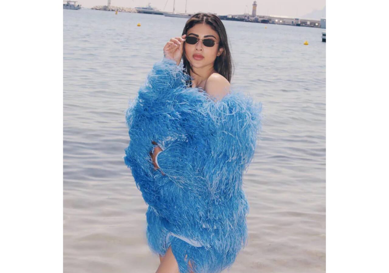 Mouni Roy being a birdie