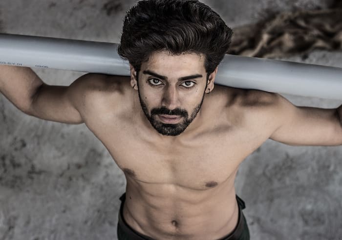 रोनिक शर्मा (Ronik Sharma)