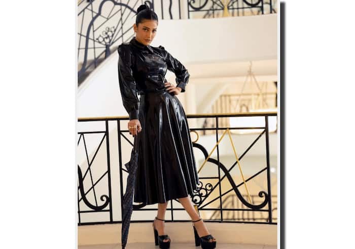 श्रुति हासन ने काली ड्रेस में लूटी महफिल