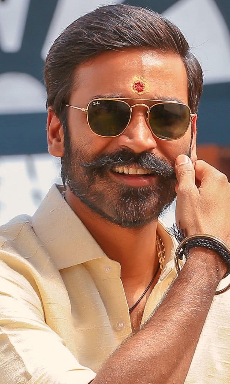 10 Looks of Dhanush which will make you love him