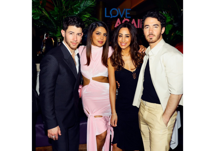 Priyanka Chopra, Nick Jonas and family