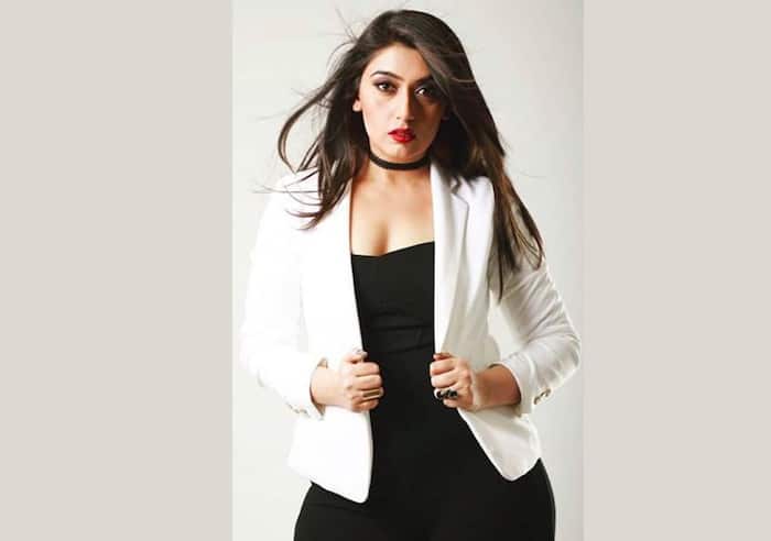 शिरीन मिर्जा (Shireen Mirza)