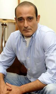 Bollywood celebrities went bald and had to wear wig and get hair transplant done