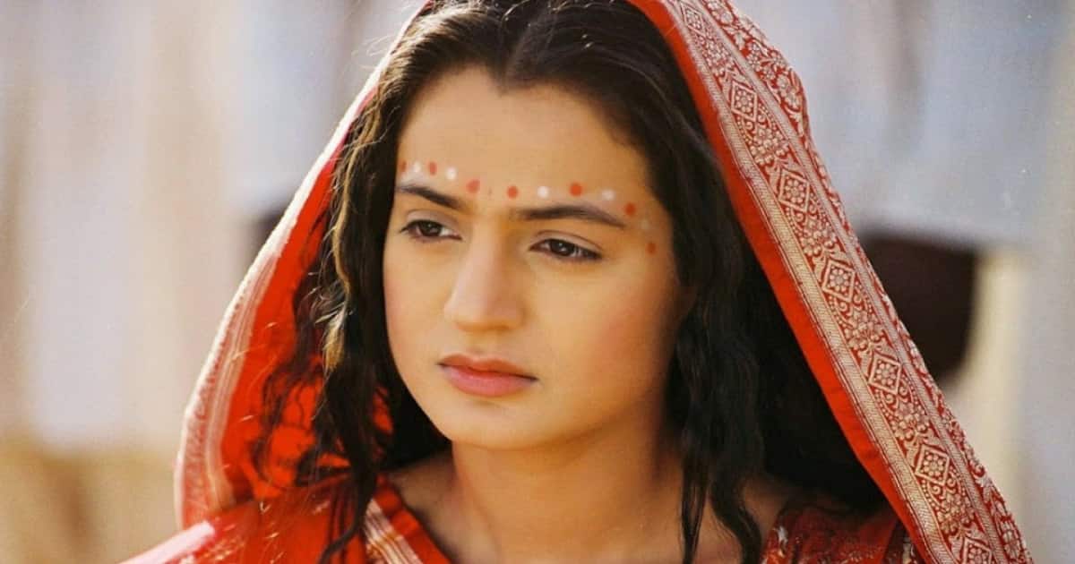 Gadar 2 Actress Ameesha Patel s Controversial Journey In Bollywood gadar-2-actress-ameesha-patel-s-controversial-journey-in-bollywood