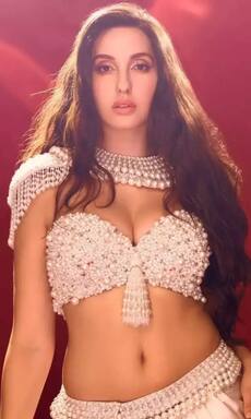 Nora Fatehi worked in hookah bar and more Bollywood celebs who did odd jobs before entering Bollywood