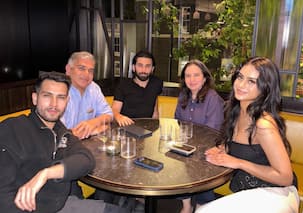 रूमर्ड बॉयफ्रेंड संग लंदन में दिखीं न्यासा देवगन! ब्लैक ड्रेस में बला सी खूबसूरत लगीं अजय देवगन की लाडली