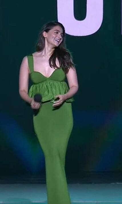 alia green dress Alia Dress (Green Flower) – Yakira Bella main image 0
