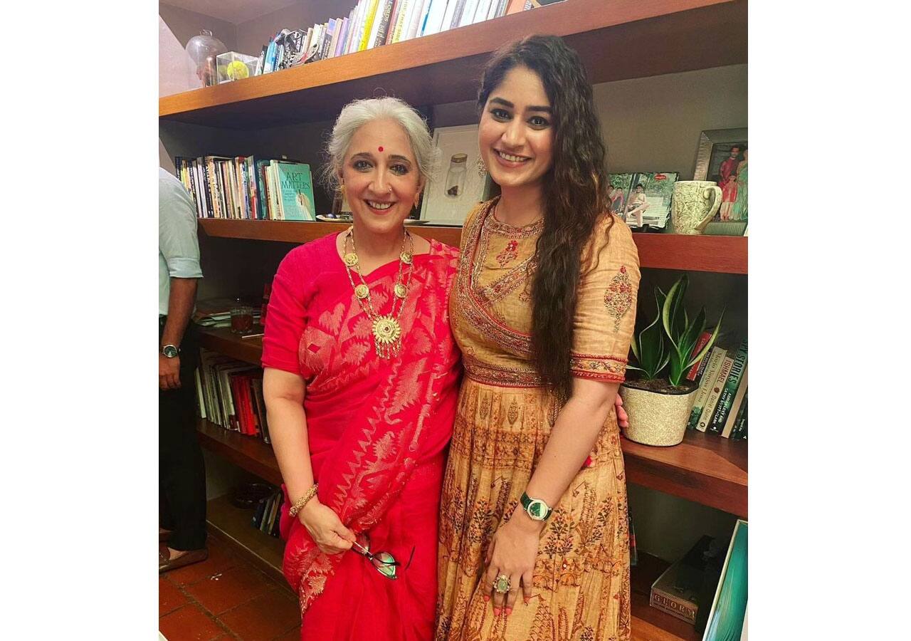 आमिर खान की बहन निखत खान भी मां के बर्थडे में हुईं शामिल