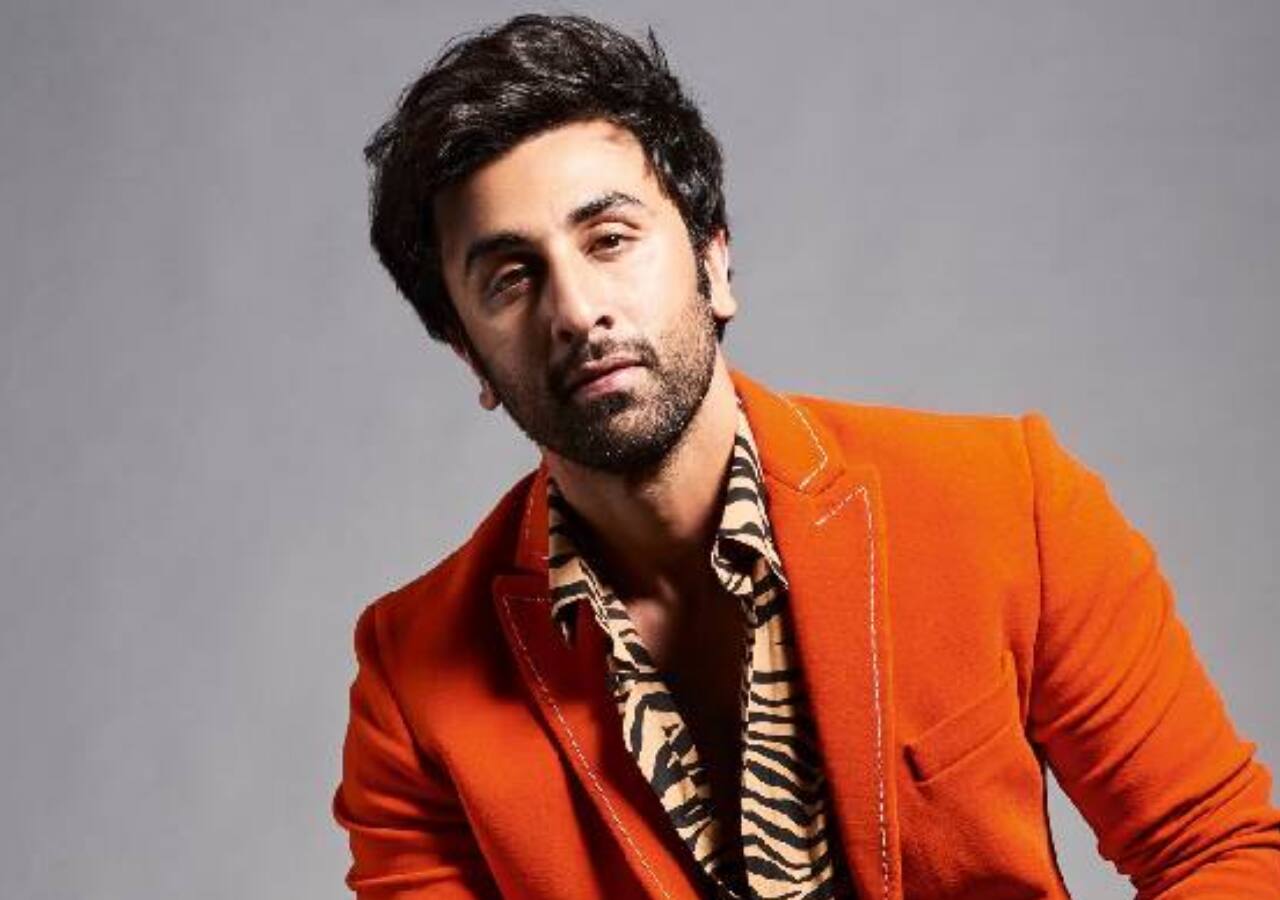 What was Ranbir Kapoor up to in Delhi? View HQ pics - Bollywood News &  Gossip, Movie Reviews, Trailers & Videos at