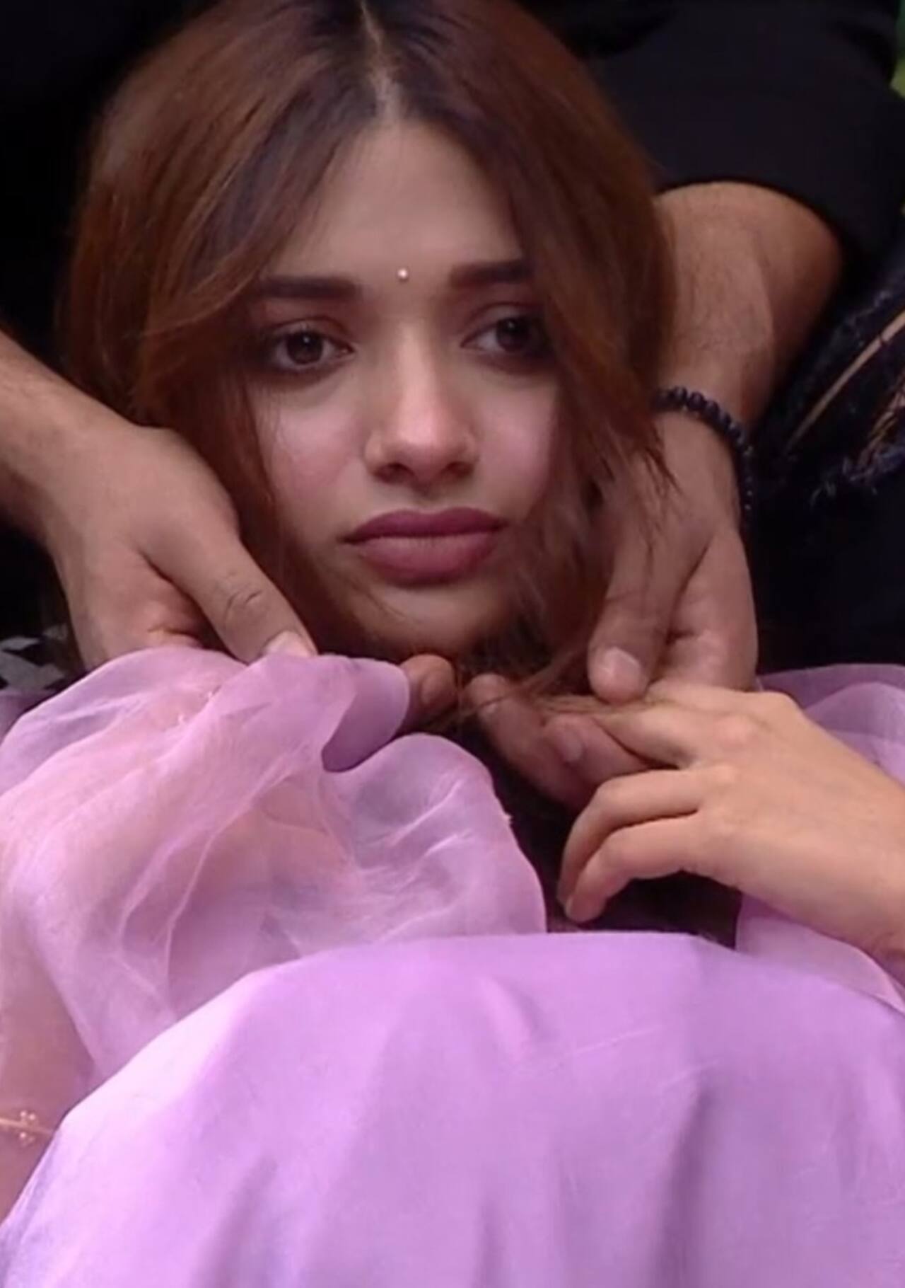 Bigg Boss Star Jiyaa Shankar's Latest X Post Sparks Debate