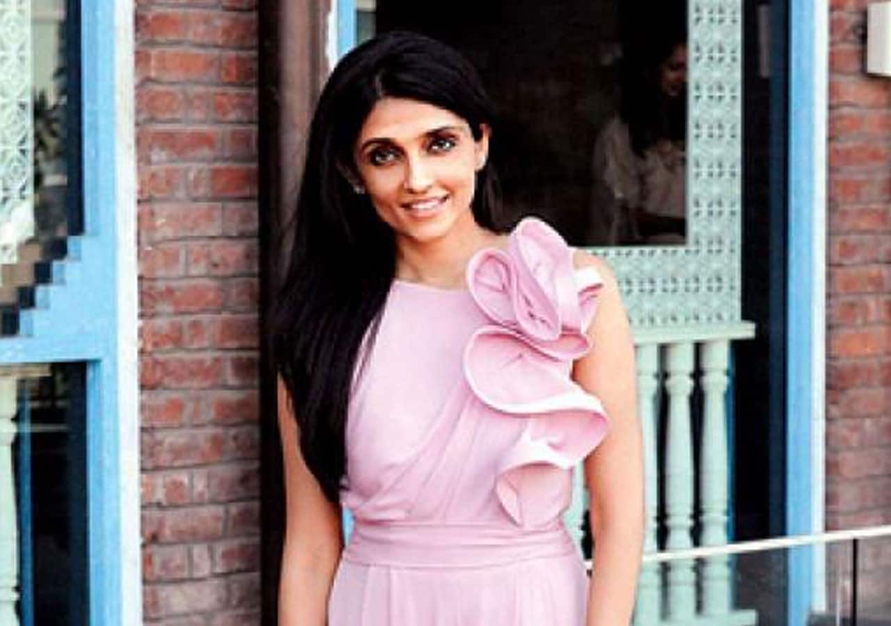 Alia Bhatt looks classy and sassy, thanks to this stylist