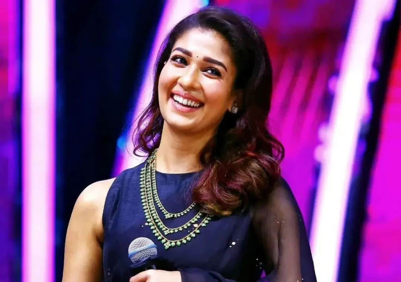 Nayanthara in a black saree at SIIMA Awards – South India Fashion | Black  saree, Indian designer wear, India fashion