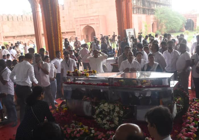 Nitin Desai funeral