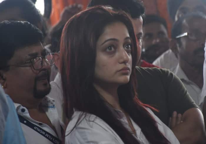 Nitin Desai Funeral: Manasi Naik attends