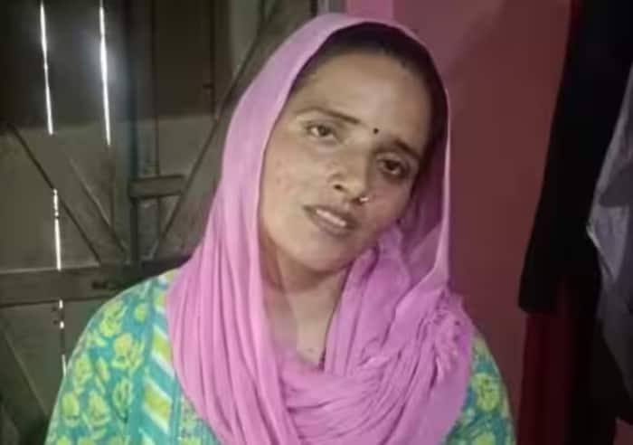 सीमा हैदर को देंगे मेहनताना