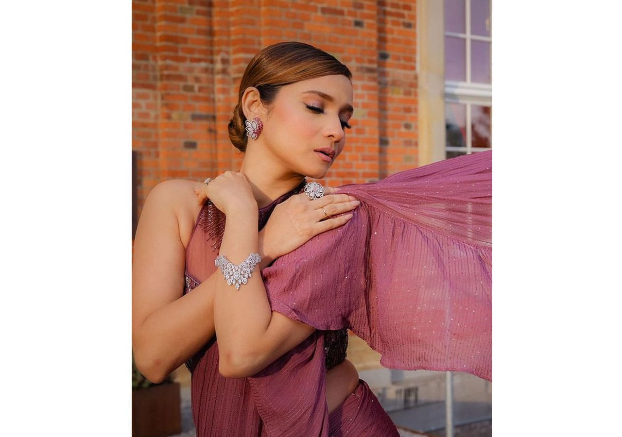bollywoodlife.com photo