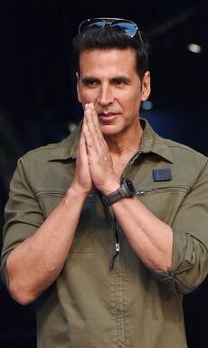 Teacher's Day 2023: Akshay Kumar and other Bollywood actors who were teachers in real life