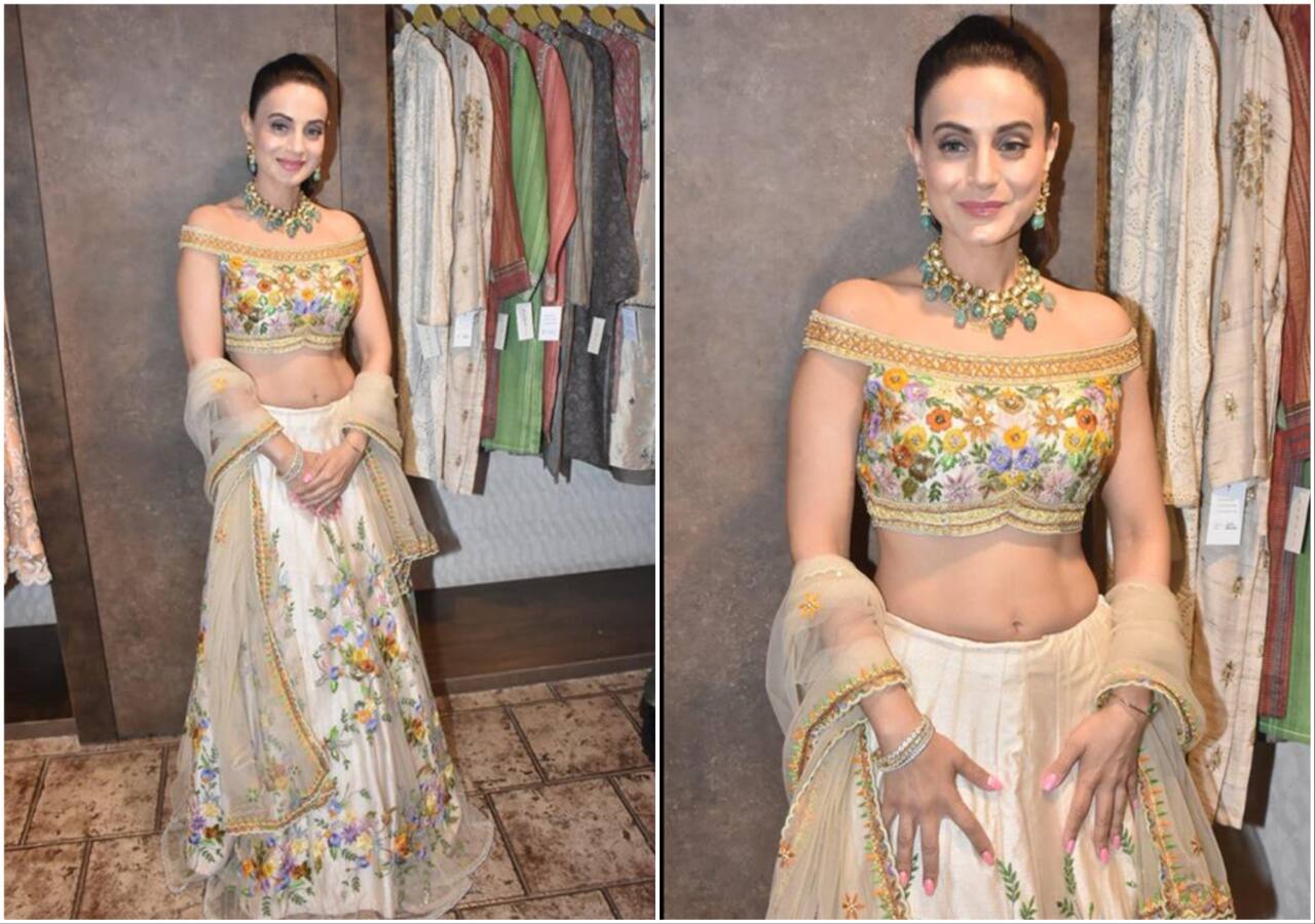 मुंबई में स्पॉट हुईं 'गदर 2' एक्ट्रेस अमीषा पटेल (Ameesha Patel)