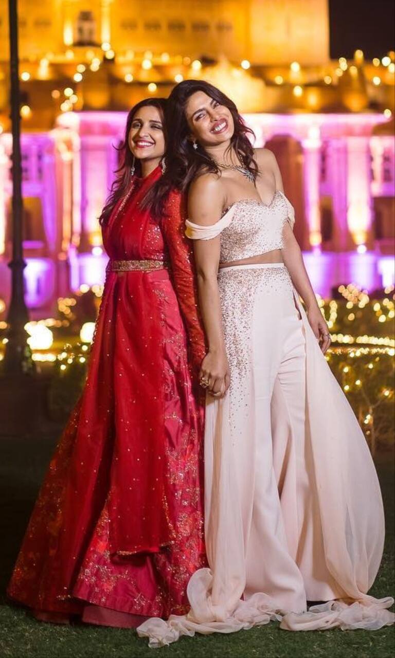 This Bride Wore The Monochrome Red Lehenga Better Than Priyanka Chopra! |  Wedding lehenga designs, Bridal lehenga red, Bridal lehenga collection
