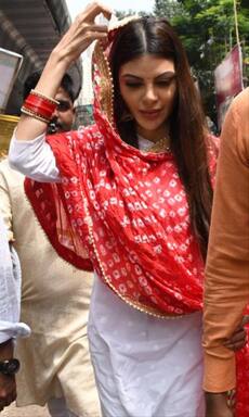 Top 10 Desi Looks Sported By Sherlyn Chopra
