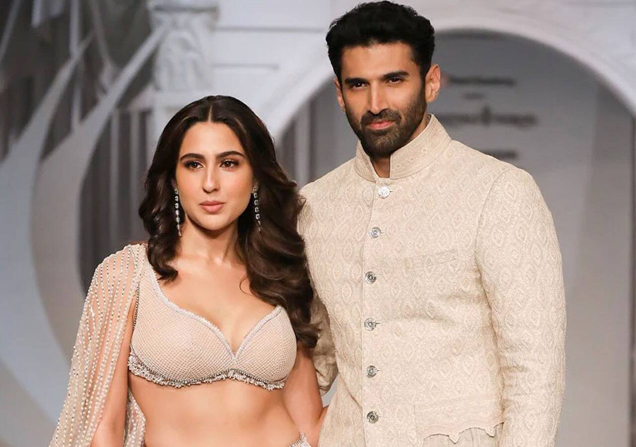 Sara Ali Khan and Aditya Roy Kapur in Metro In Dino